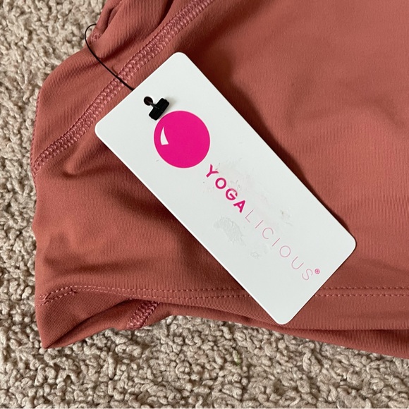 Yogalicious Sport Bra - Picture 4 of 7